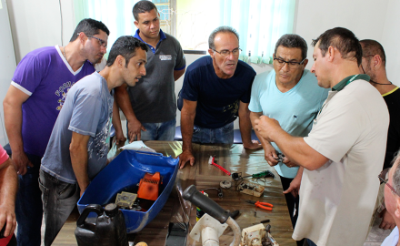 CURSO DE OPERAÇÃO E MANUTENÇÃO DE MOTOSSERRA