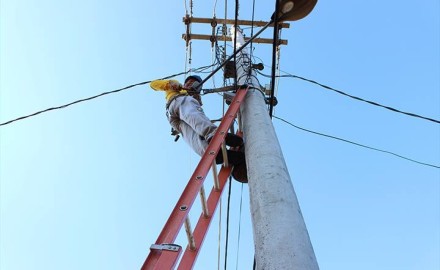 LIGADA NA MANUTENÇÃO ELÉTRICA