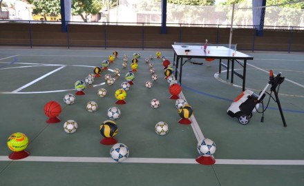 Prefeitura adquire materiais esportivos para o ano todo