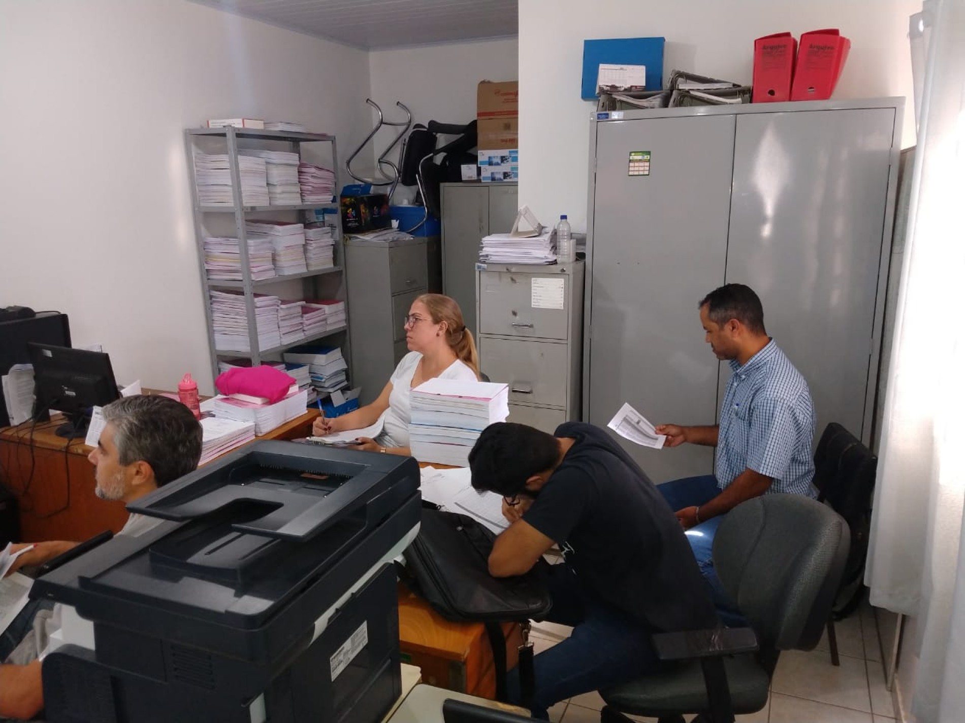 CONTRATAÇÃO DE EMPRESA PARA FORNECIMENTO DE MATERIAL HOSPITALAR