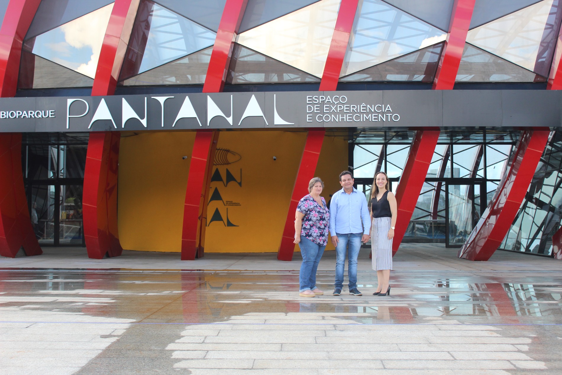 BIOPARQUE DO PANTANAL ENTREGA TUDO E ENCANTA COM AQUÁRIOS ESPLÊNDIDOS