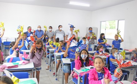 A Prefeitura Municipal de Rochedo fez a compra de 1.400 ovos de Páscoa 